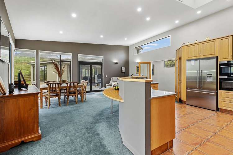 12 Gladys Scott Place Tawa_14