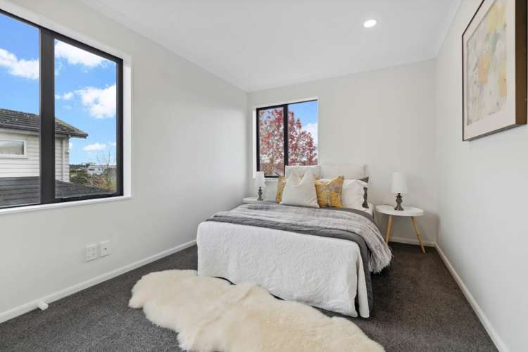 40 Jerpoint Drive Flat Bush_11