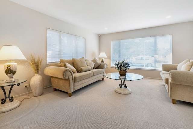 8 Greenbrooke Drive Flat Bush_2