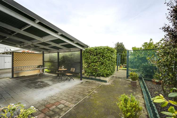 32 Atherfold Crescent Greenmeadows_15