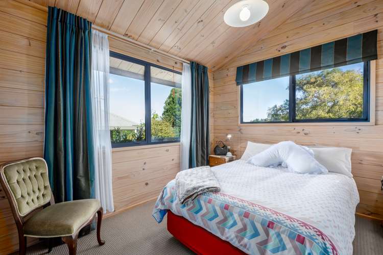 33 Ridge Road Oneroa_12