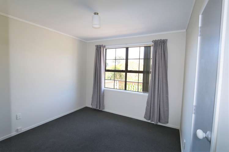 6 Glucina Place Glen Eden_8