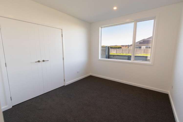 A/50 Hugo Shaw Drive 11373_4