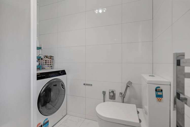 2/1 Grassways Avenue Pakuranga_10