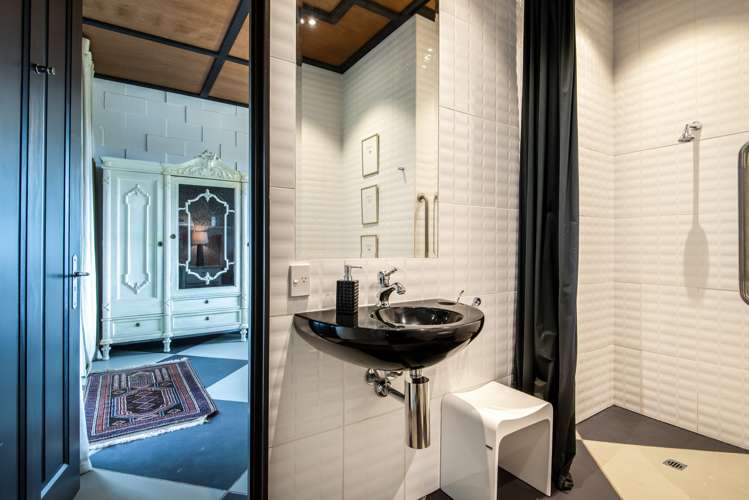 195a Awaawaroa Road Waiheke Island_19