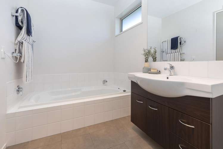 5 Thomas Cane Lane Hillmorton_17