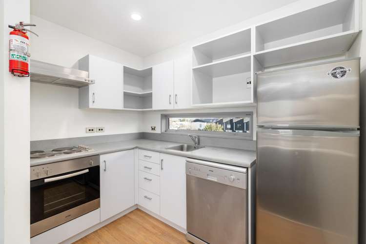 10/443 Cashel Street_5