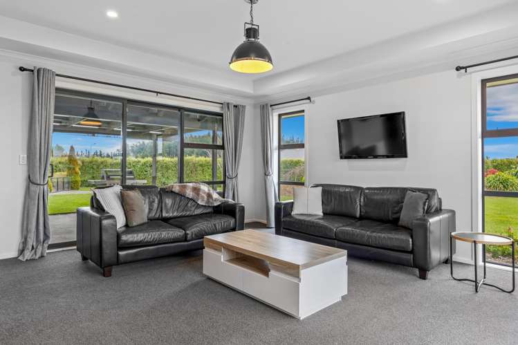 28 Landsborough Drive Darfield_8