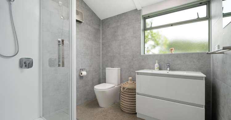 16 Hinepango Drive Rarangi_16