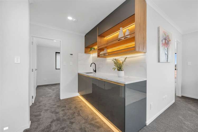 1 Hing Street Flat Bush_12
