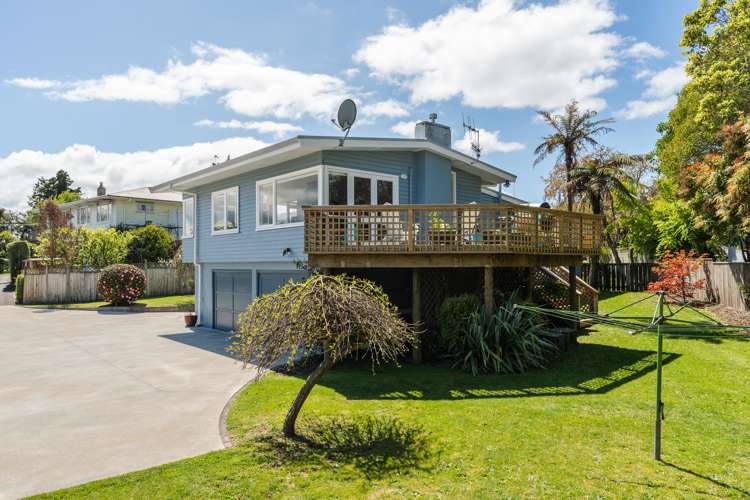 2/5 Henry Hill Road Taupo_19