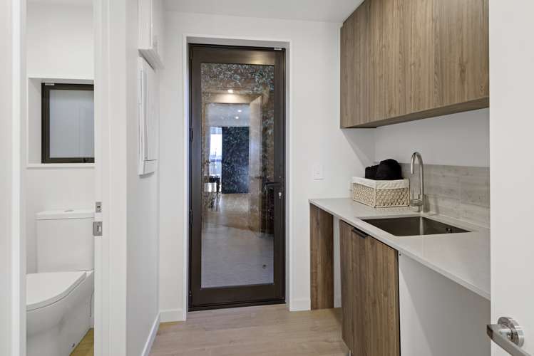 35 Te Awakura Terrace Mount Pleasant_14