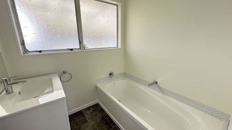 34 Peary Crescent Flaxmere_9