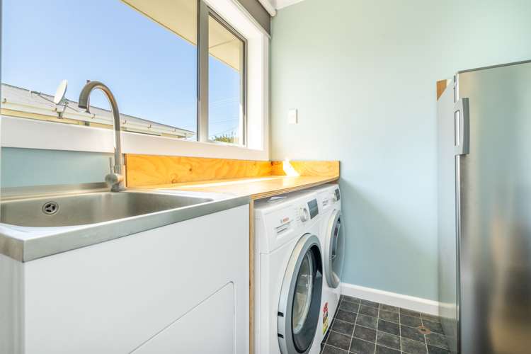 114 Findlay Road Ascot_11