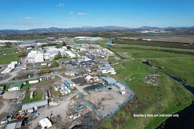 Central Whakatu Yard with Workshop