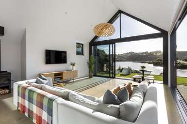 1371B Taieri Mouth Road_2