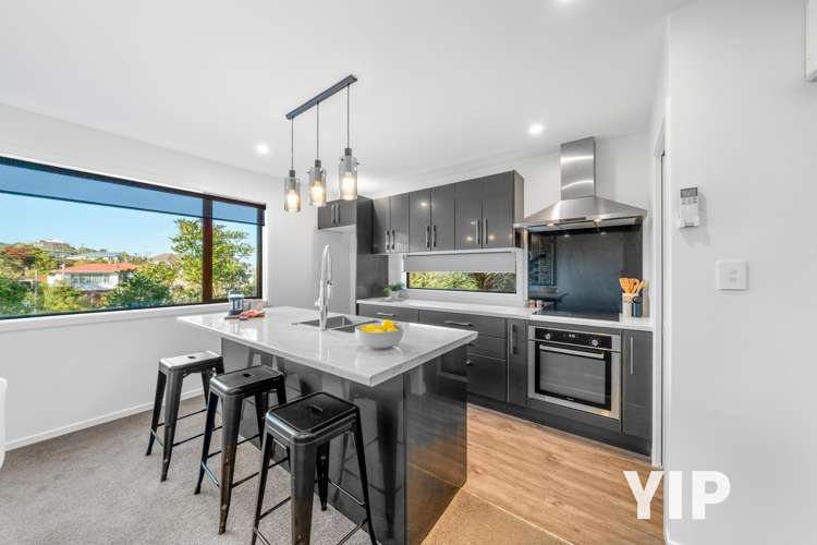 19B Brooker Grove_2