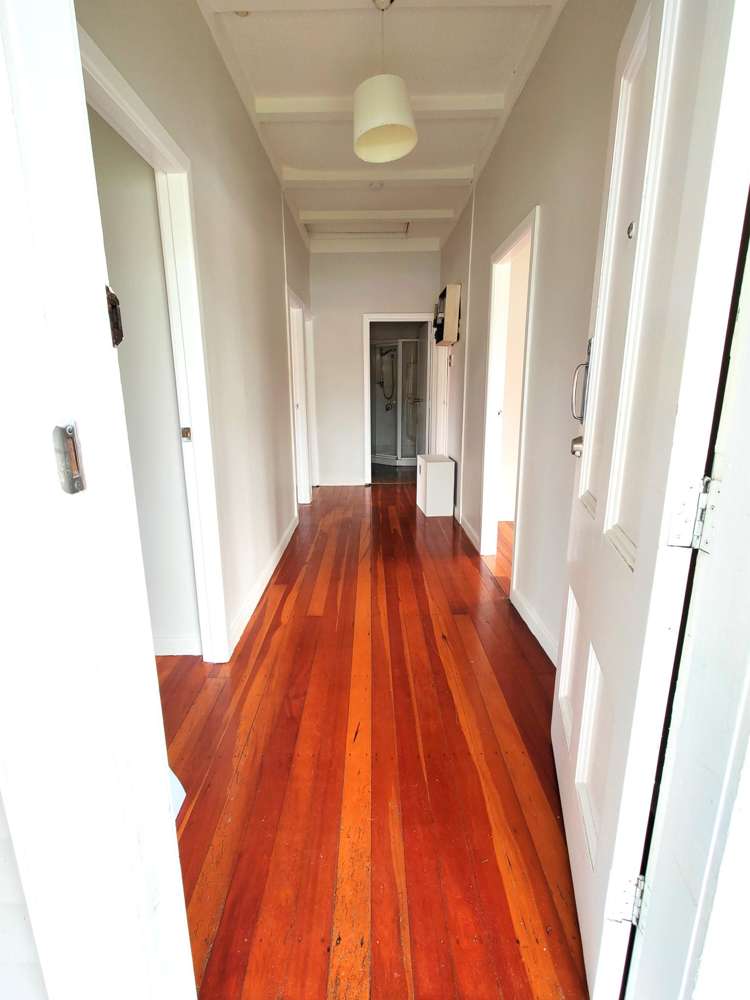 1 Invermay Avenue 罗斯基尔山奥克兰新西兰_10