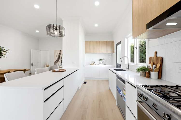 13 Eastvale Close Greenhithe_15