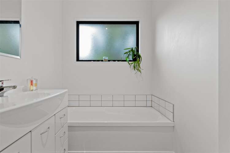 84 Nichol Street Lake Hawea_15