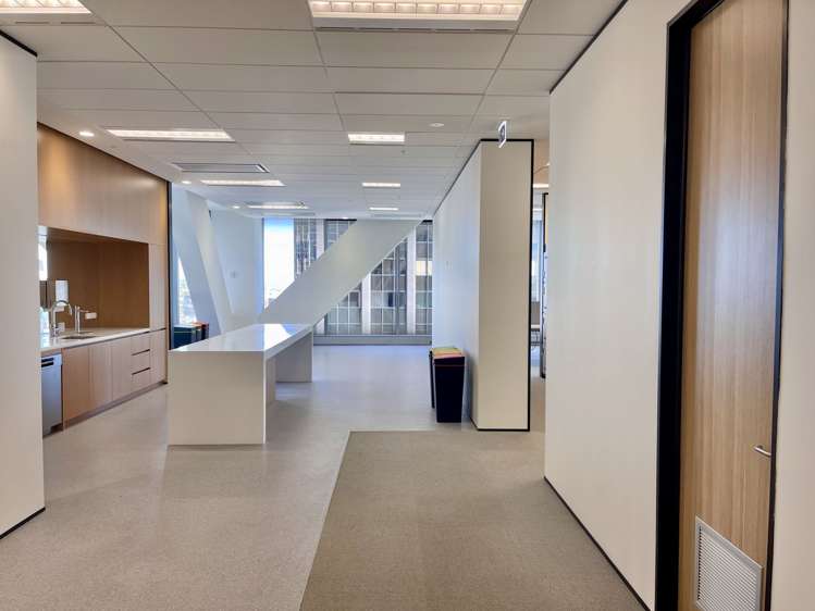 Part Level 16/11 - 19 Customs Street W Auckland Central_14