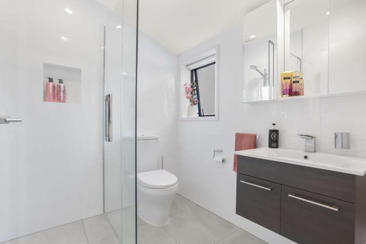 25 Waimana Avenue Northcote Point_20