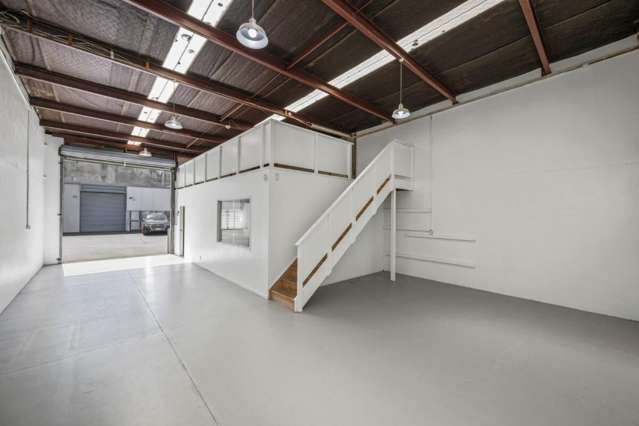 Unit 8, 33 Elizabeth Knox Place Saint Johns_3