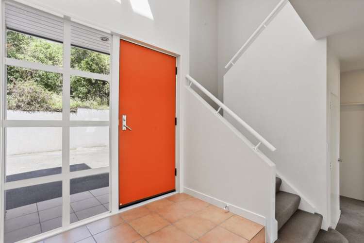 2/5A Madeley Road Mount Pleasant_11