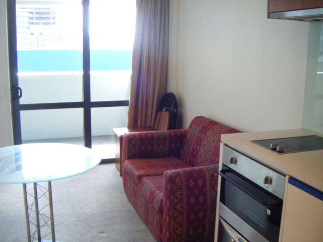 301/2 Dockside Lane Auckland Central_4