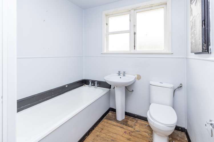 37 Wordsworth Crescent Enderley_14