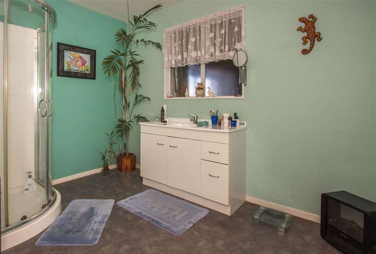 428 Waikokowai Road Huntly_13