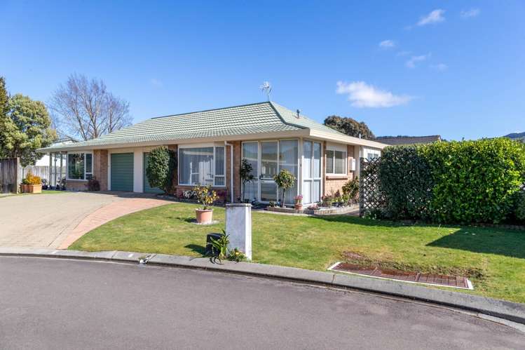 8/17 John Street Trentham_16