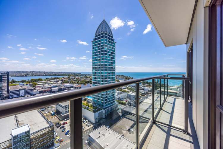 9-17 Byron Avenue Takapuna_4