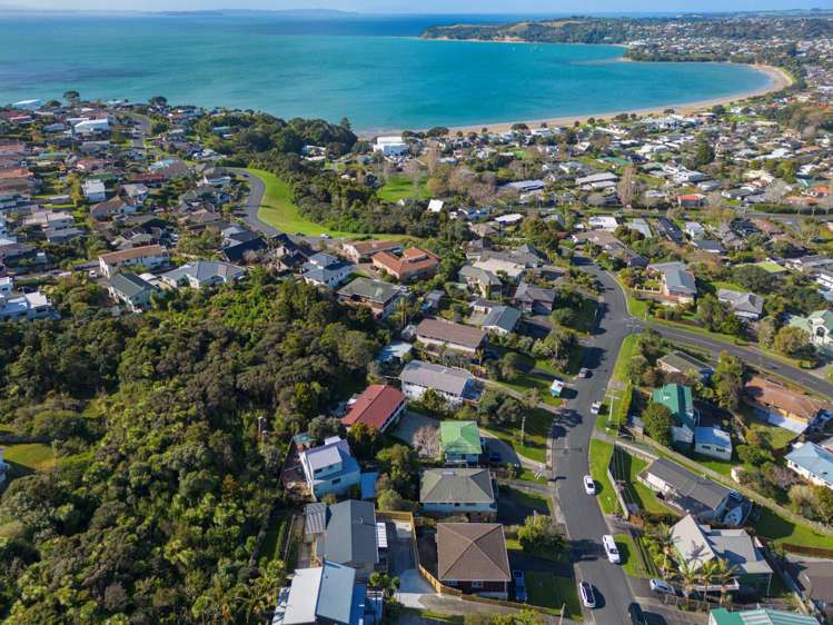 14a Layton Road Manly_24