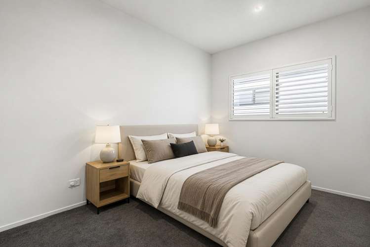 1D Lemon Grove Lane Greenhithe_10