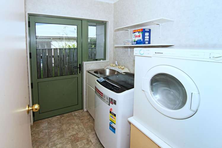 52 Cambridge Terrace Masterton_12