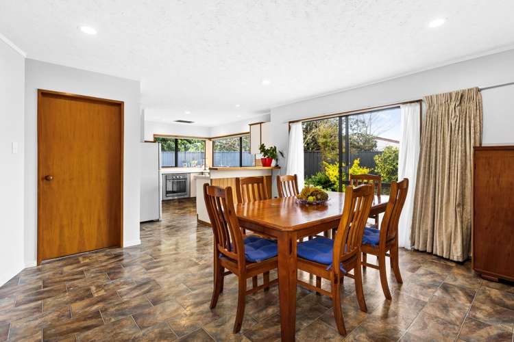 1311 Caroline Road Mayfair_6