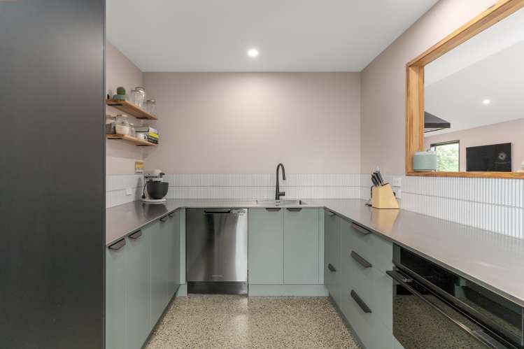 20 Knight Street East Oxford_13