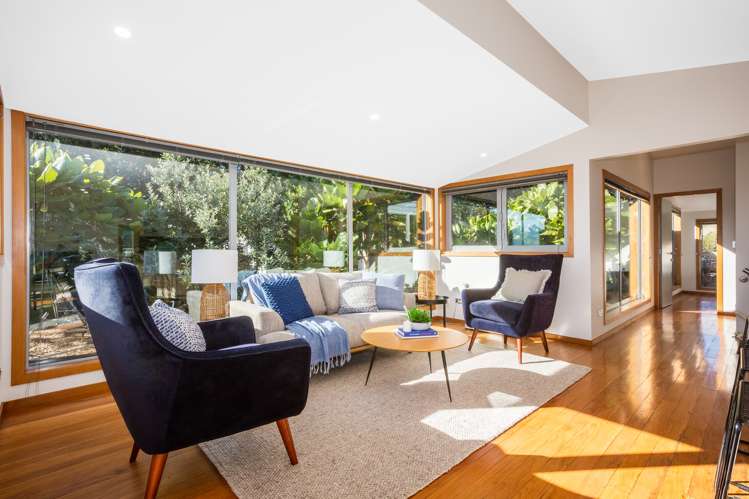 7a Sunset Parade Plimmerton_6