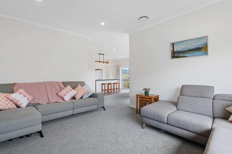 12 Whatumairangi Way Owhata_6