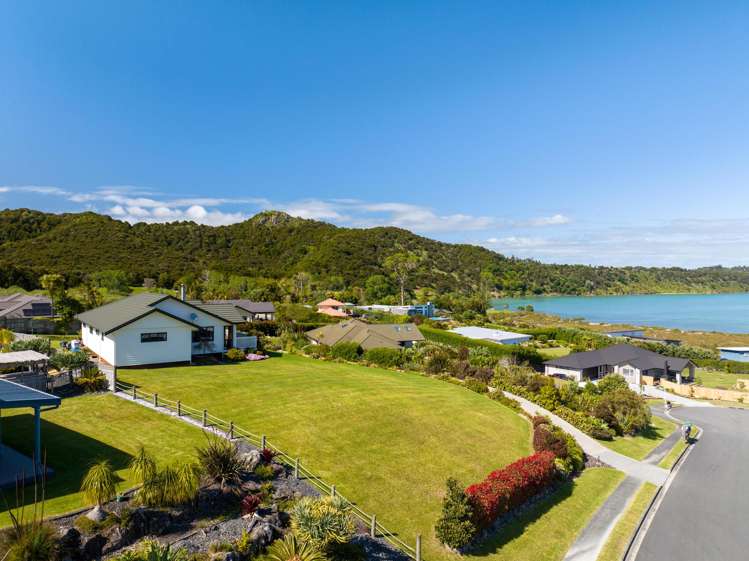 39 Muritai Road Parua Bay_41