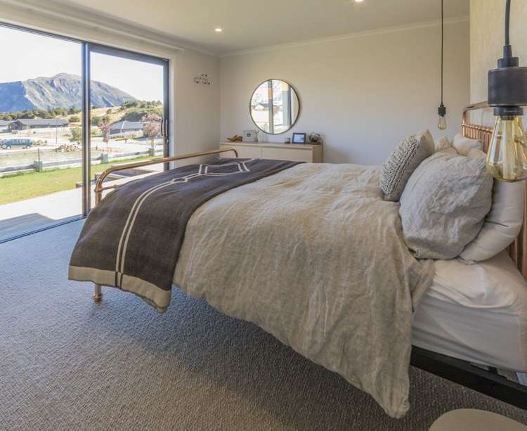 9 Edgewood Place Wanaka_12