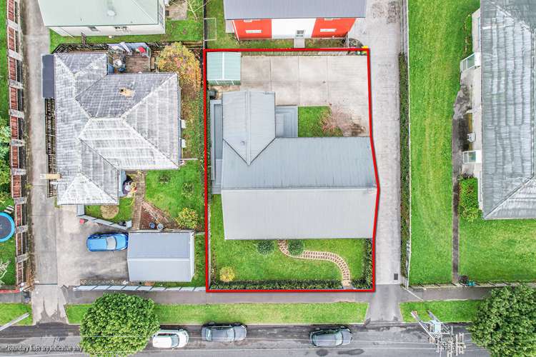 190 Old Farm Road Hamilton East_18