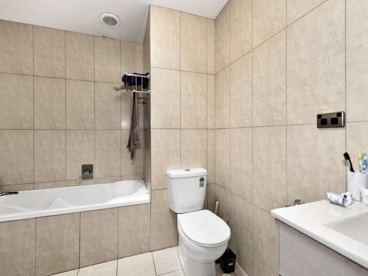 32/46 Peachgrove Road Hamilton East_5