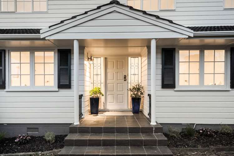 355 East Coast Road Mairangi Bay_13