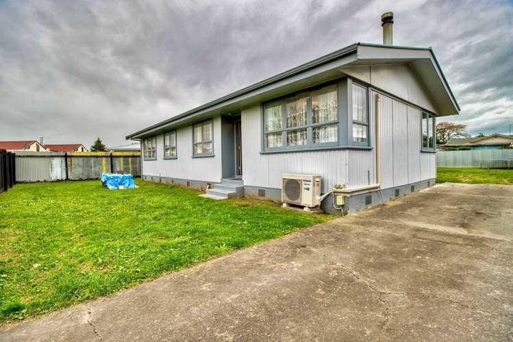 66 Liverpool Crescent Flaxmere_12