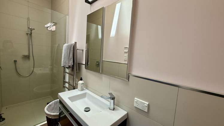 47 Bellevue Rd Mount Eden_12