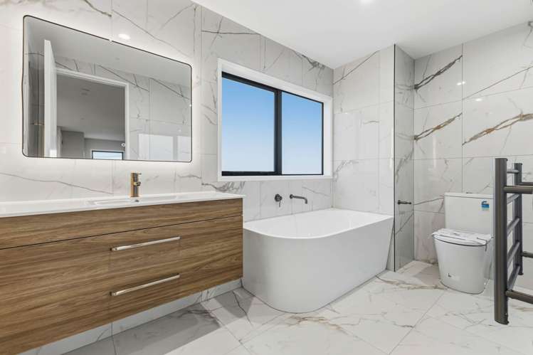 3/10 Graham Road Conifer Grove_13