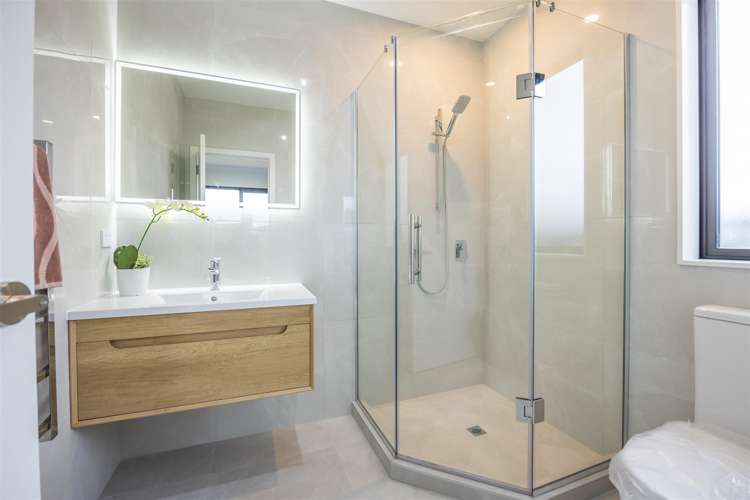 11 Earp Crescent Chartwell_11