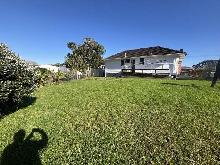 22 Williams Crescent Otara_8